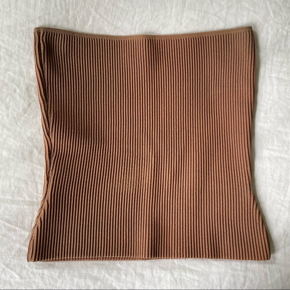 Babaton Sculpt Knit Tube Top